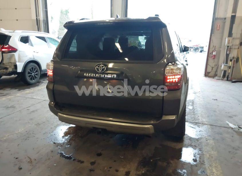 Photo 17 of 2022 Toyota 4runner TRD OFF ROAD PREMIUM (VIN JTERU5JR8N6024617)