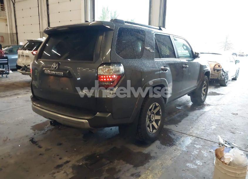 Photo 4 of 2022 Toyota 4runner TRD OFF ROAD PREMIUM (VIN JTERU5JR8N6024617)