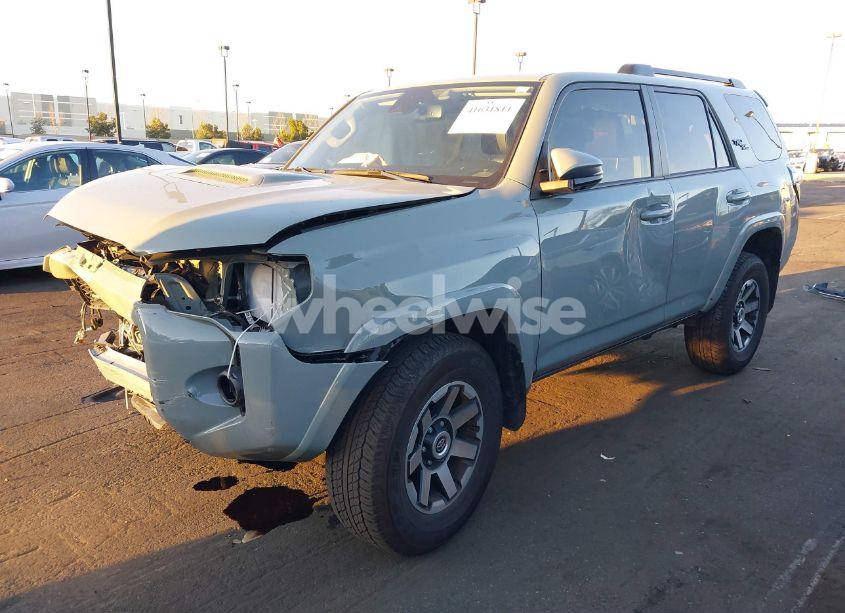 Photo 2 of 2023 Toyota 4runner TRD OFF ROAD PREMIUM (VIN JTERU5JRXP6205852)