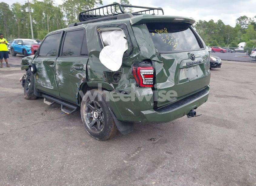 Photo 3 of 2022 Toyota 4runner TRAIL SPECIAL EDITION (VIN JTETU5JR1N6012959)