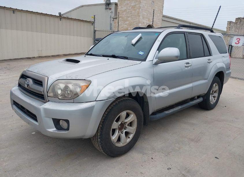 Photo 2 of 2006 Toyota 4runner SR5 SPORT V8 (VIN JTEZT14R160024938)