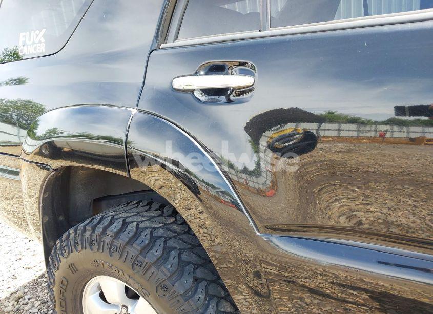 Photo 21 of 2007 Toyota 4runner SR5 V8 (VIN JTEZT14R478011362)