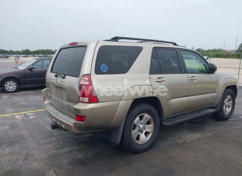 Photo 18 of 2005 Toyota 4runner SR5 V8 (VIN JTEZT14R950021347)