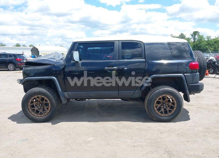 Photo 14 of 2008 Toyota Fj CRUISER (VIN JTEZU11F88K006628)