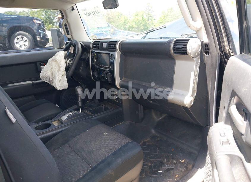 Photo 5 of 2008 Toyota Fj CRUISER (VIN JTEZU11F88K006628)