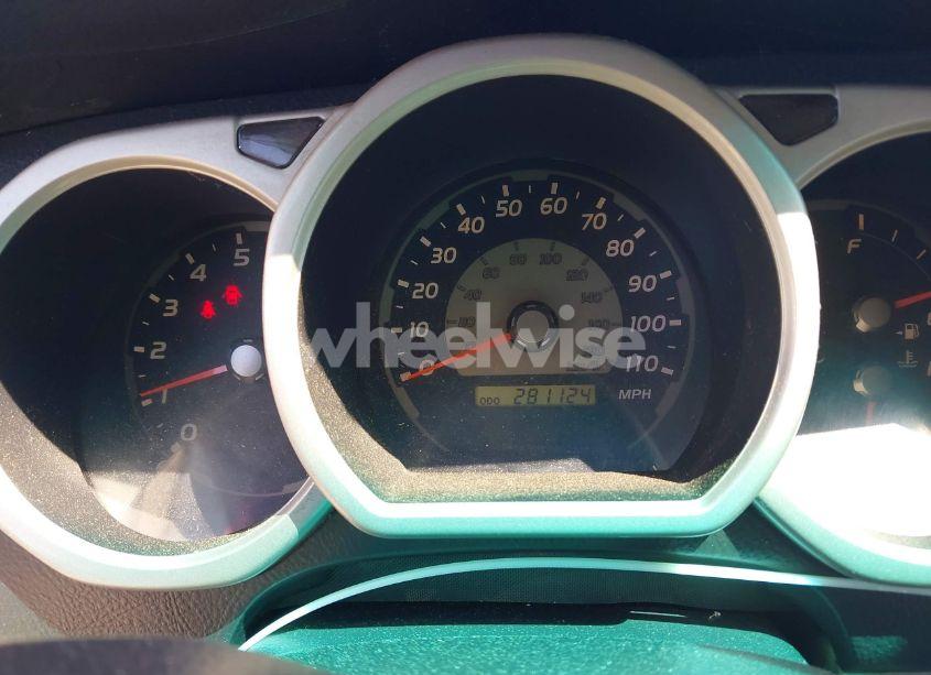 Photo 7 of 2004 Toyota 4runner SR5 V6 (VIN JTEZU14R040038291)