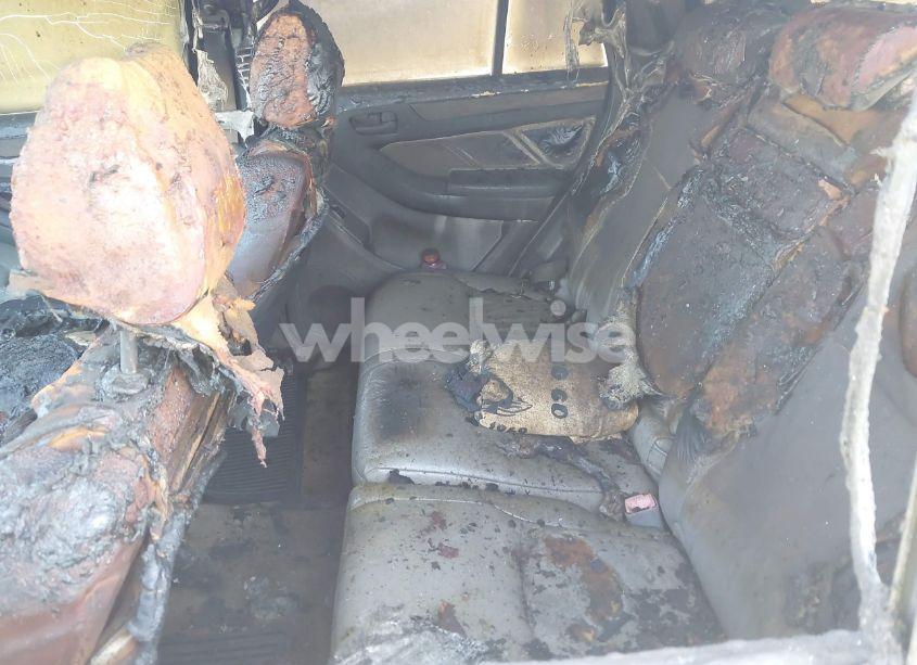 Photo 8 of 2005 Toyota 4runner SR5 V6 (VIN JTEZU14R150054176)