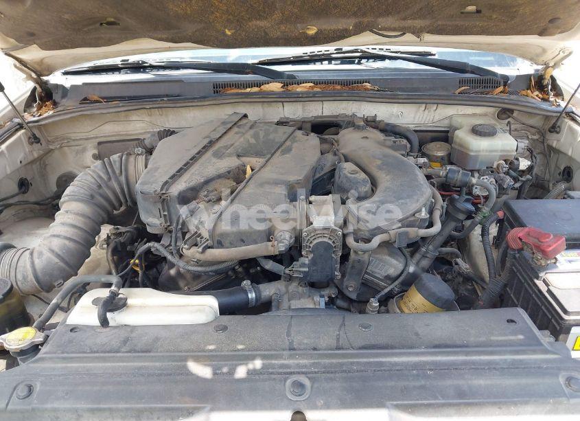 Photo 10 of 2004 Toyota 4runner SR5 V6 (VIN JTEZU14R240031259)