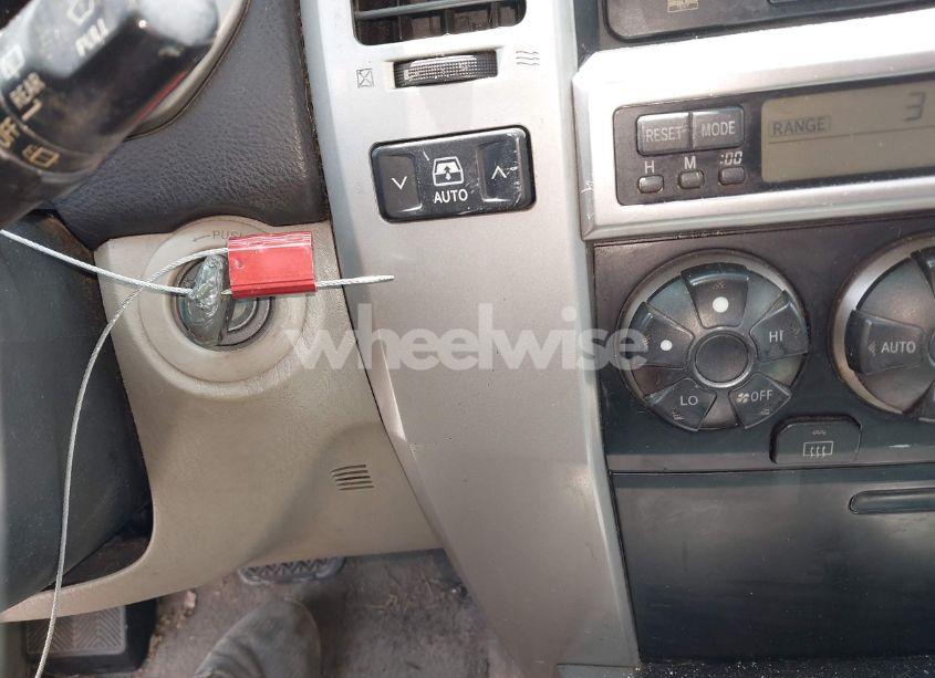 Photo 11 of 2004 Toyota 4runner SR5 V6 (VIN JTEZU14R240031259)
