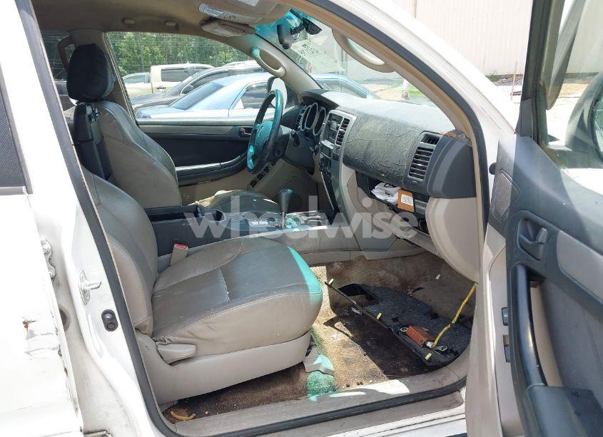 Photo 5 of 2004 Toyota 4runner SR5 V6 (VIN JTEZU14R240031259)