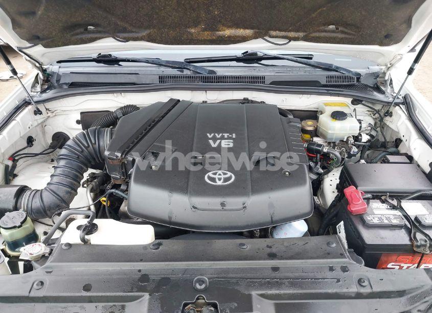 Photo 10 of 2004 Toyota 4runner SR5 V6 (VIN JTEZU14R340037782)