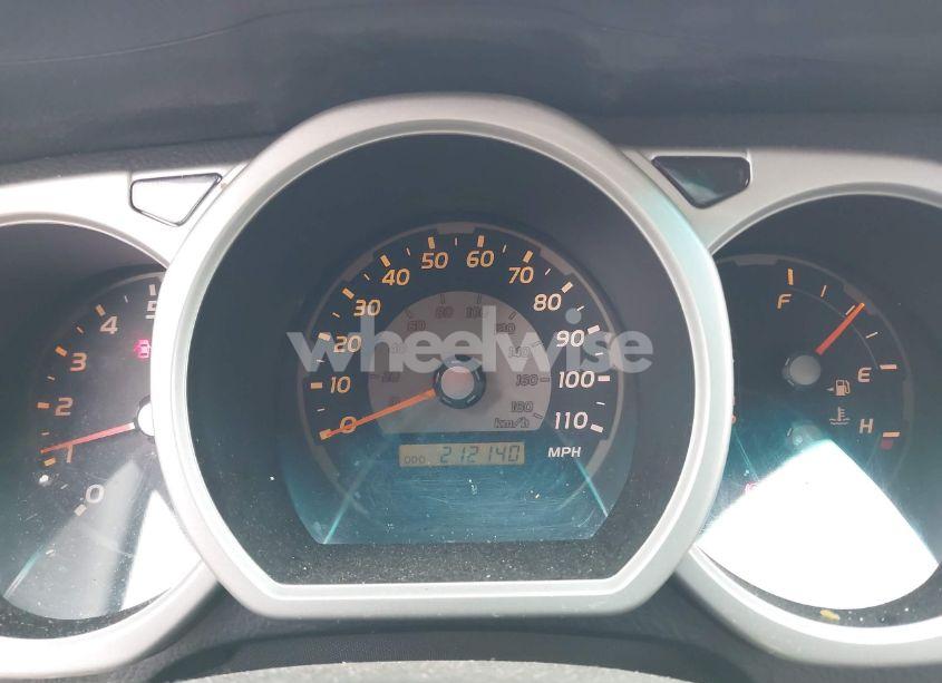 Photo 7 of 2004 Toyota 4runner SR5 V6 (VIN JTEZU14R340037782)