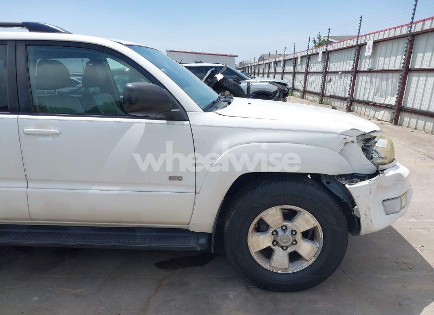 Photo 6 of 2004 Toyota 4runner SR5 V6 (VIN JTEZU14R348015993)