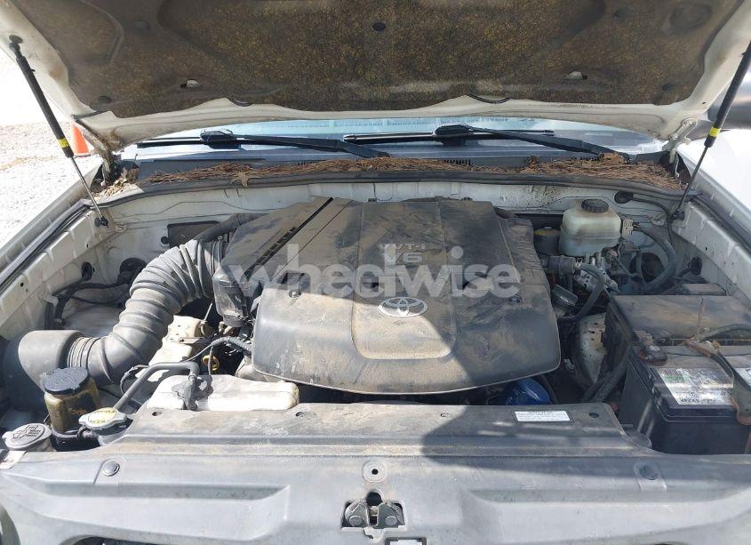 Photo 10 of 2006 Toyota 4runner SR5 V6 (VIN JTEZU14R360075001)
