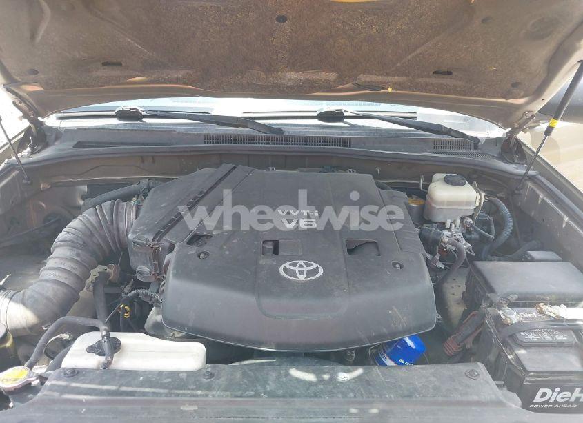 Photo 10 of 2006 Toyota 4runner SR5 V6 (VIN JTEZU14R368048088)