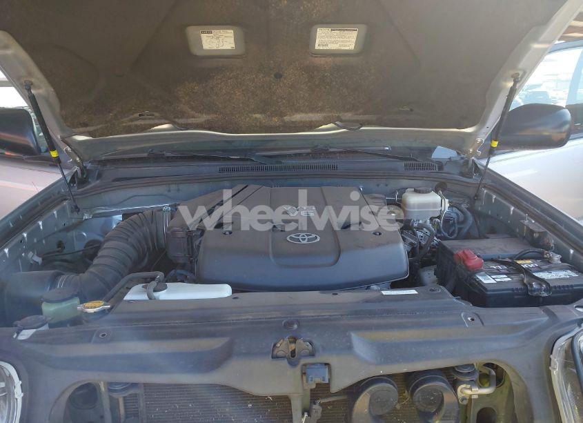 Photo 10 of 2006 Toyota 4runner SR5 V6 (VIN JTEZU14R368058684)