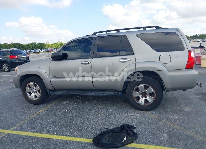 Photo 14 of 2006 Toyota 4runner SR5 V6 (VIN JTEZU14R460071166)