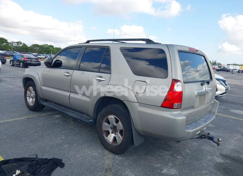 Photo 3 of 2006 Toyota 4runner SR5 V6 (VIN JTEZU14R460071166)