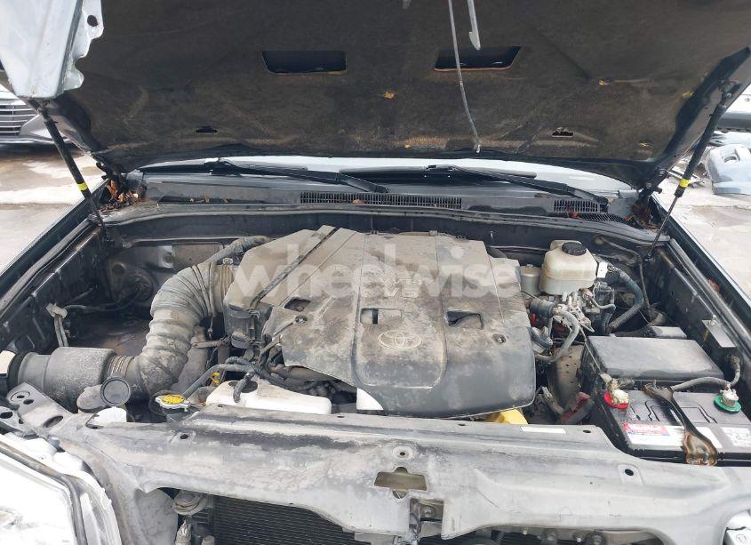 Photo 10 of 2007 Toyota 4runner SR5 V6 (VIN JTEZU14R570088706)