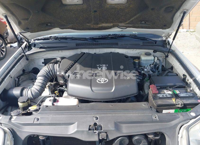 Photo 10 of 2005 Toyota 4runner SR5 V6 (VIN JTEZU14R758029512)