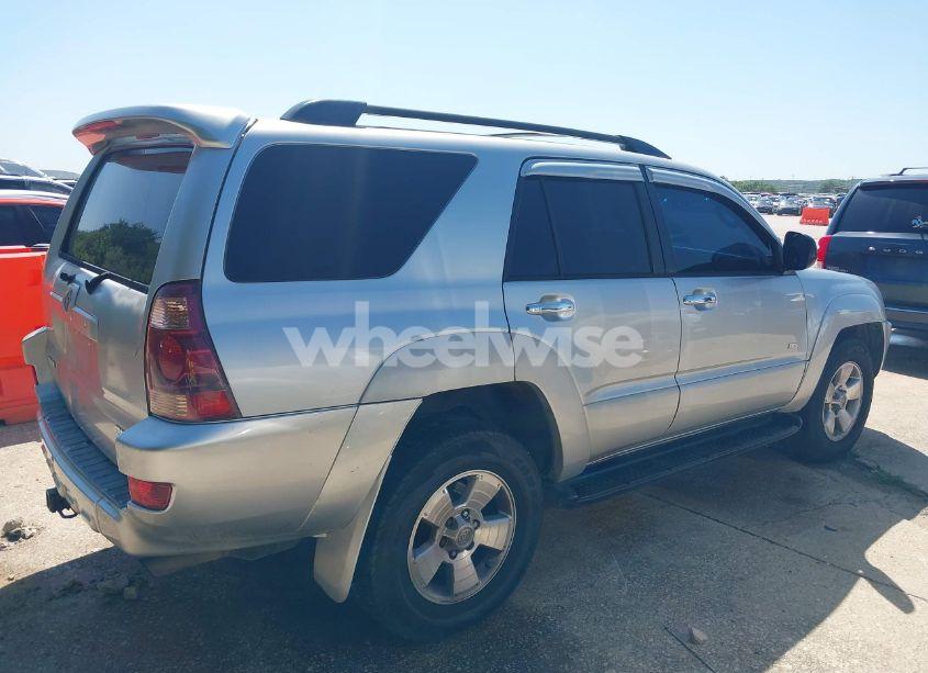 Photo 4 of 2005 Toyota 4runner SR5 V6 (VIN JTEZU14R758039912)
