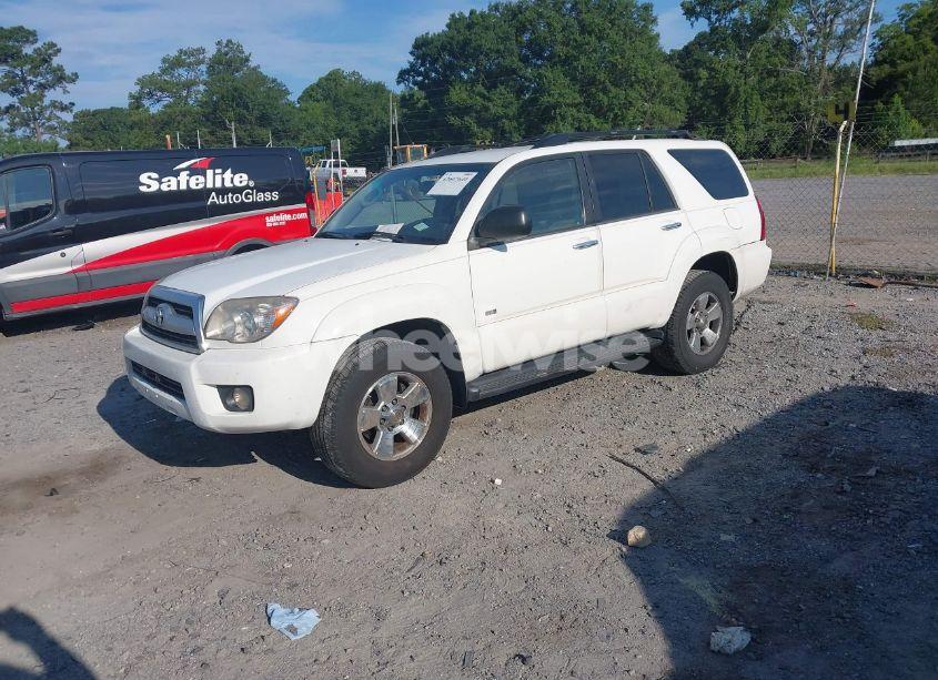 Photo 2 of 2007 Toyota 4runner SR5 V6 (VIN JTEZU14R978087186)