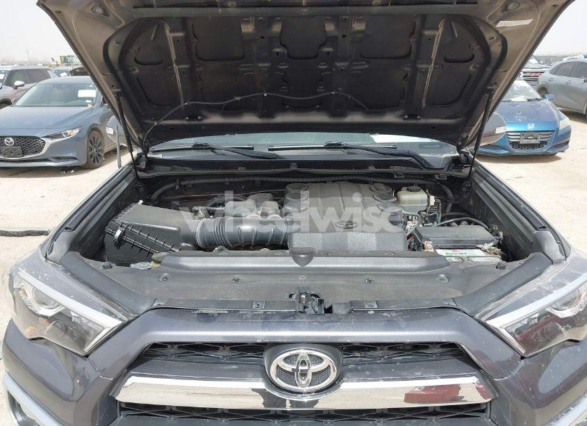Photo 10 of 2011 Toyota 4runner SR5 V6 (VIN JTEZU5JR0B5023124)