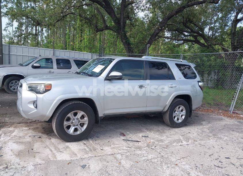 Photo 14 of 2015 Toyota 4runner SR5 (VIN JTEZU5JR0F5088061)