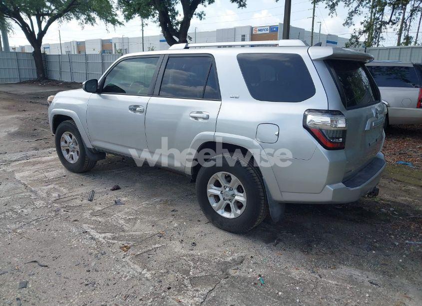 Photo 3 of 2015 Toyota 4runner SR5 (VIN JTEZU5JR0F5088061)