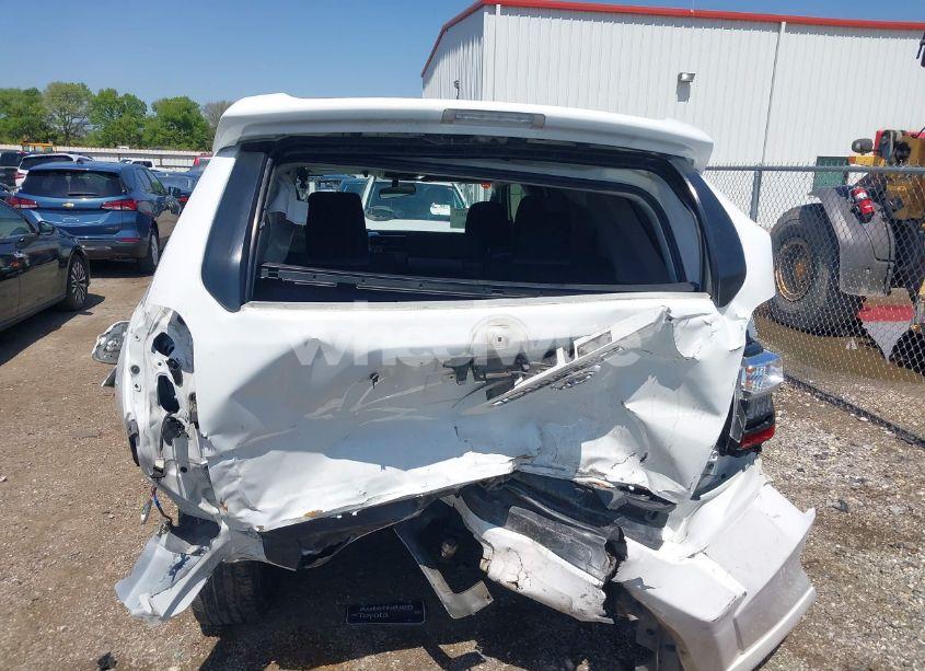 Photo 6 of 2016 Toyota 4runner SR5 (VIN JTEZU5JR0G5135784)