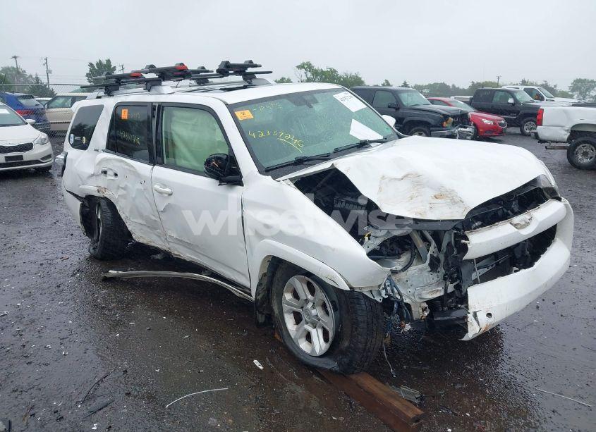 2015 Toyota 4runner SR5 PREMIUM (VIN JTEZU5JR1F5100542) main photo