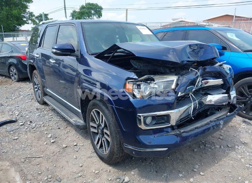 2018 Toyota 4runner LIMITED (VIN JTEZU5JR2J5174531) main photo