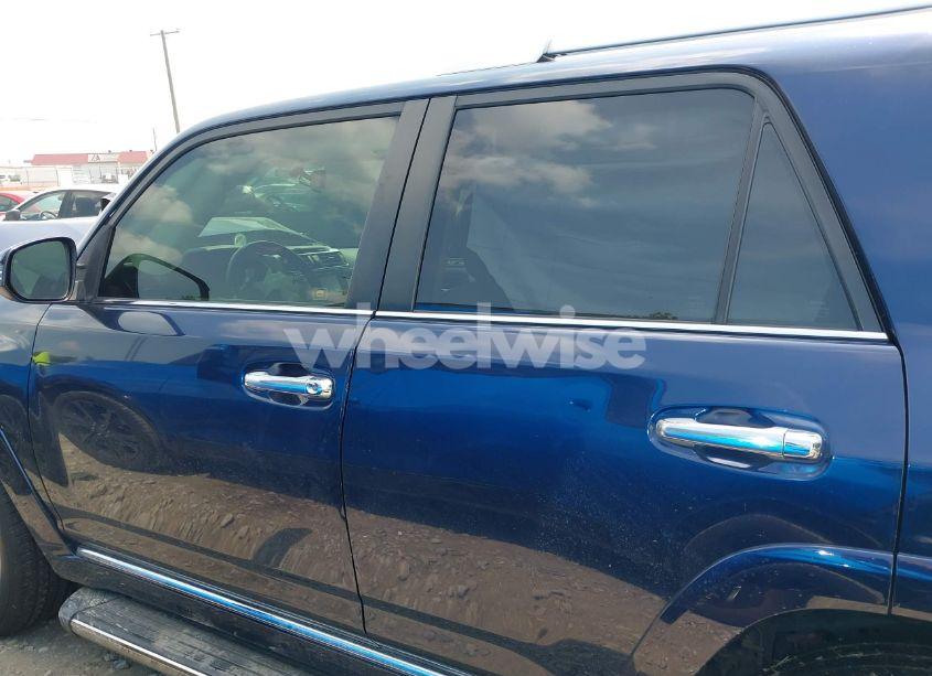 Photo 15 of 2018 Toyota 4runner LIMITED (VIN JTEZU5JR2J5174531)