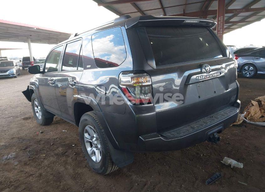 Photo 3 of 2019 Toyota 4runner SR5 (VIN JTEZU5JR2K5210705)
