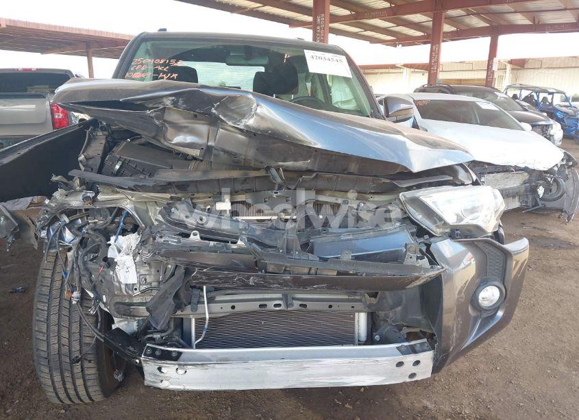 Photo 6 of 2019 Toyota 4runner SR5 (VIN JTEZU5JR2K5210705)