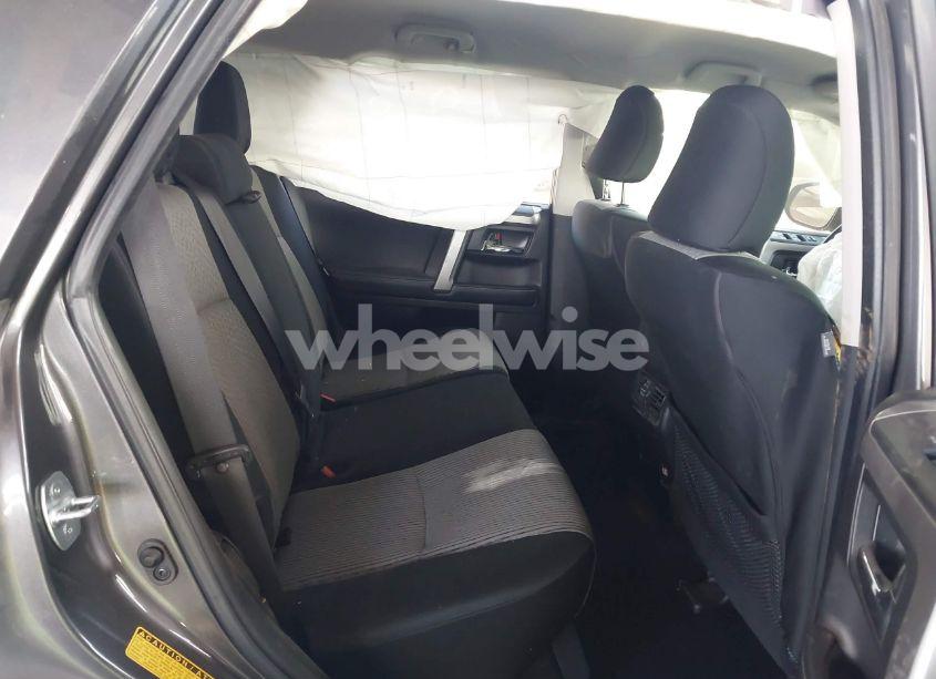 Photo 8 of 2019 Toyota 4runner SR5 (VIN JTEZU5JR2K5210705)