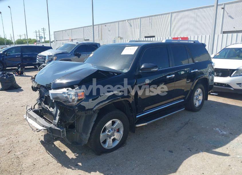 Photo 2 of 2015 Toyota 4runner LIMITED (VIN JTEZU5JR3F5107296)