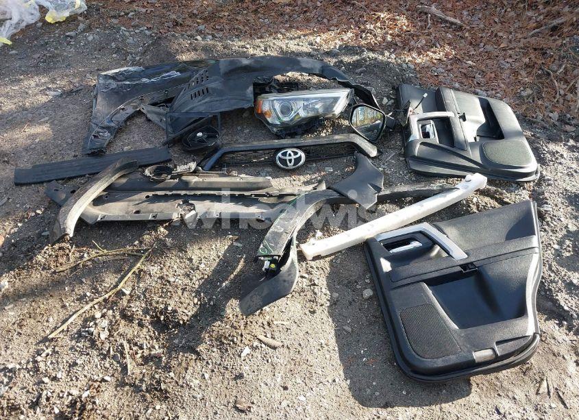 Photo 11 of 2016 Toyota 4runner SR5 (VIN JTEZU5JR3G5120695)