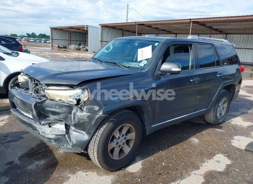 Photo 2 of 2012 Toyota 4runner SR5 (VIN JTEZU5JR4C5036525)