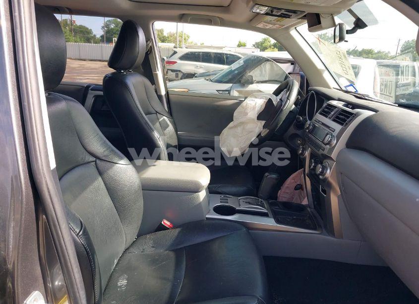 Photo 5 of 2012 Toyota 4runner SR5 (VIN JTEZU5JR4C5036525)