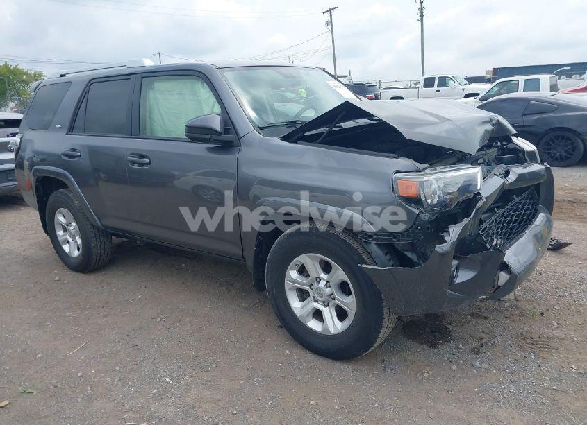 2015 Toyota 4runner SR5 (VIN JTEZU5JR4F5106285) main photo