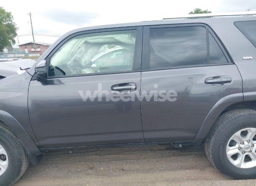 Photo 15 of 2015 Toyota 4runner SR5 (VIN JTEZU5JR4F5106285)