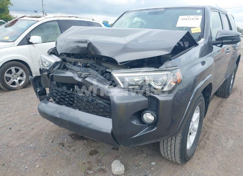 Photo 6 of 2015 Toyota 4runner SR5 (VIN JTEZU5JR4F5106285)