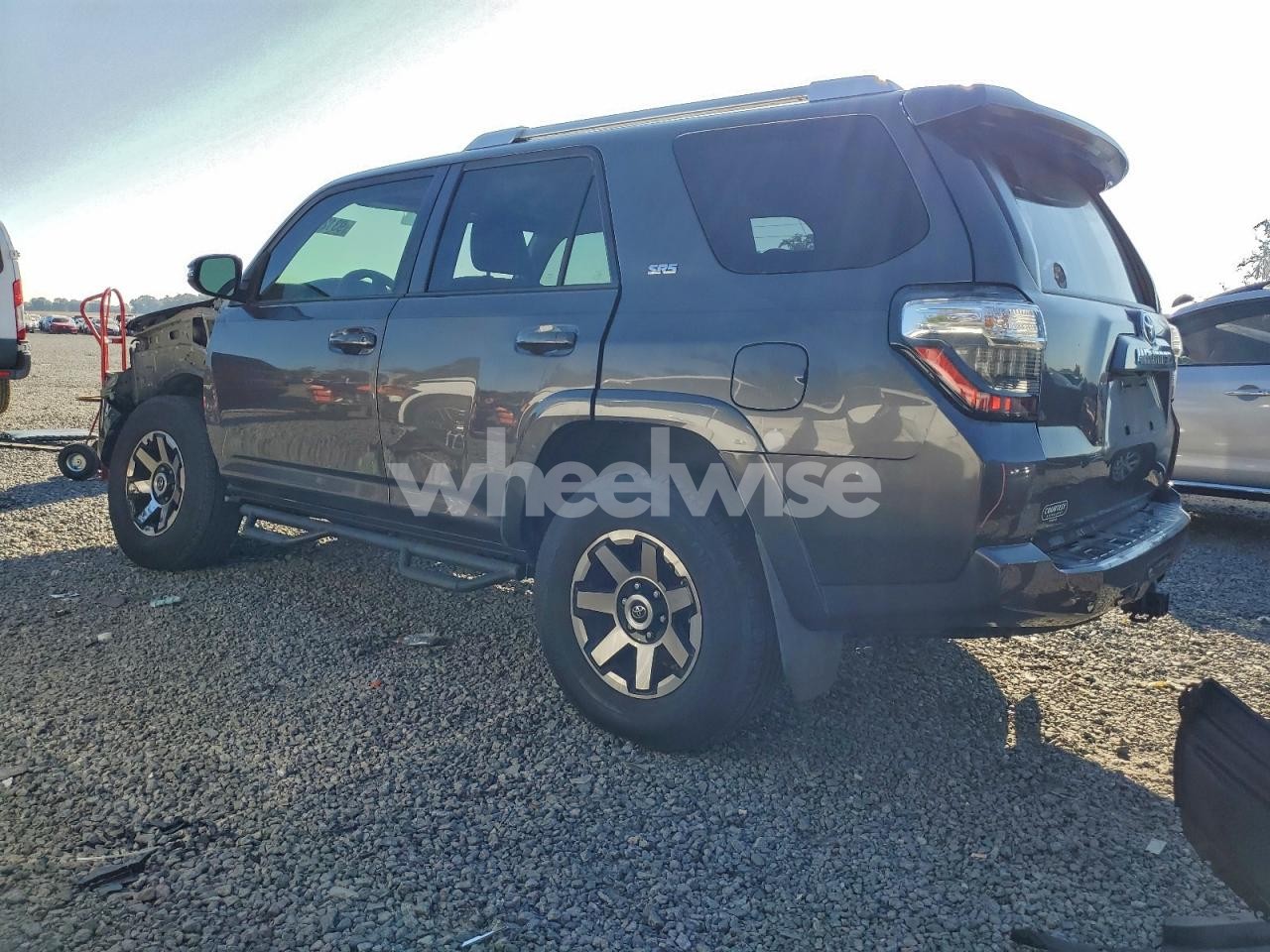 Photo 2 of 2016 TOYOTA 4RUNNER SR5 (VIN JTEZU5JR4G5142799)