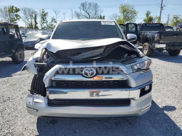 Photo 2 of 2017 TOYOTA 4RUNNER SR5 N/A (VIN JTEZU5JR4H5150337)