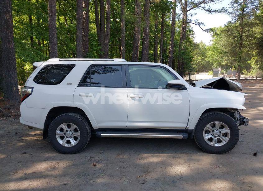 Photo 13 of 2015 Toyota 4runner SR5 (VIN JTEZU5JR5F5095877)
