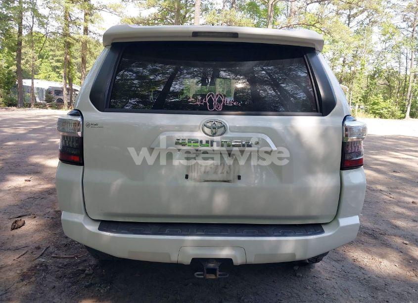 Photo 16 of 2015 Toyota 4runner SR5 (VIN JTEZU5JR5F5095877)