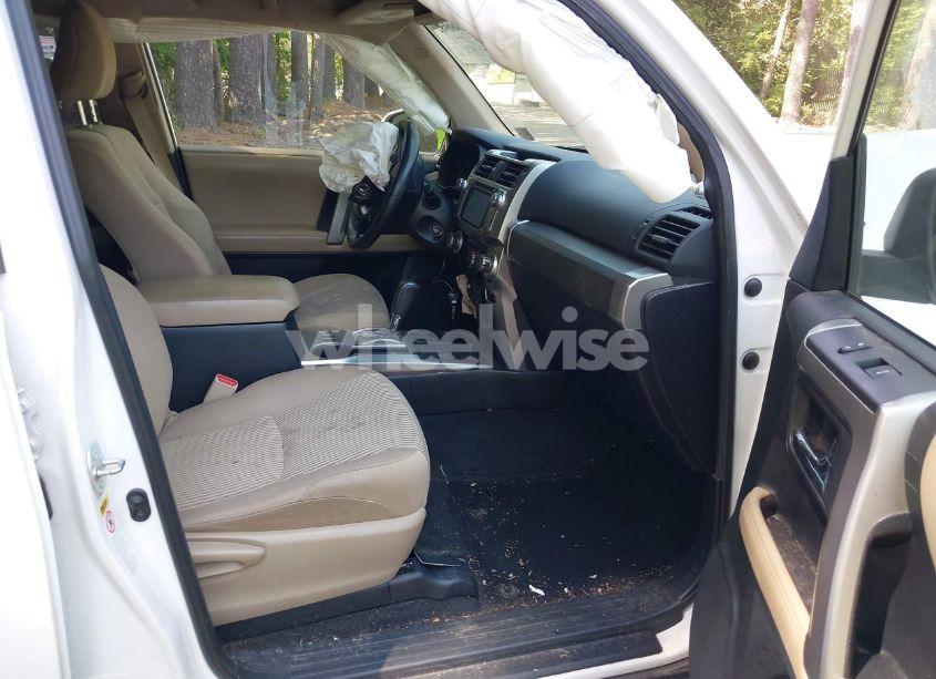 Photo 5 of 2015 Toyota 4runner SR5 (VIN JTEZU5JR5F5095877)