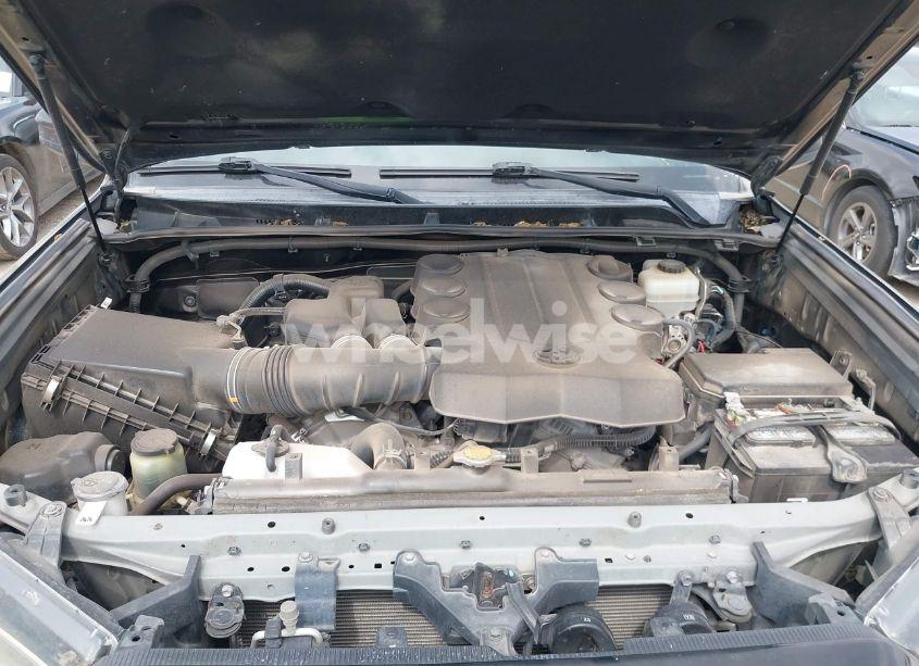 Photo 10 of 2015 Toyota 4runner SR5 (VIN JTEZU5JR5F5102245)