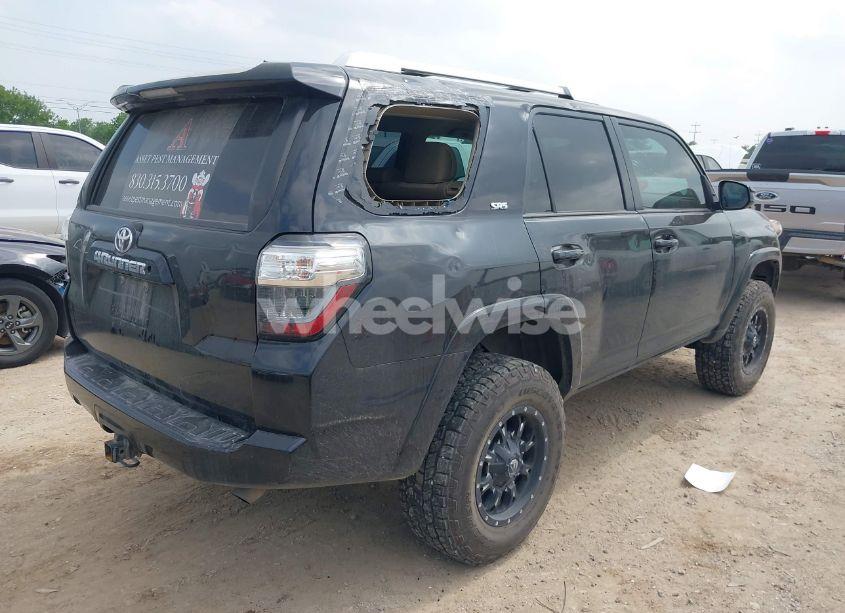 Photo 4 of 2015 Toyota 4runner SR5 (VIN JTEZU5JR5F5102245)